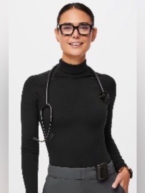 Black Figs seamless undershirt